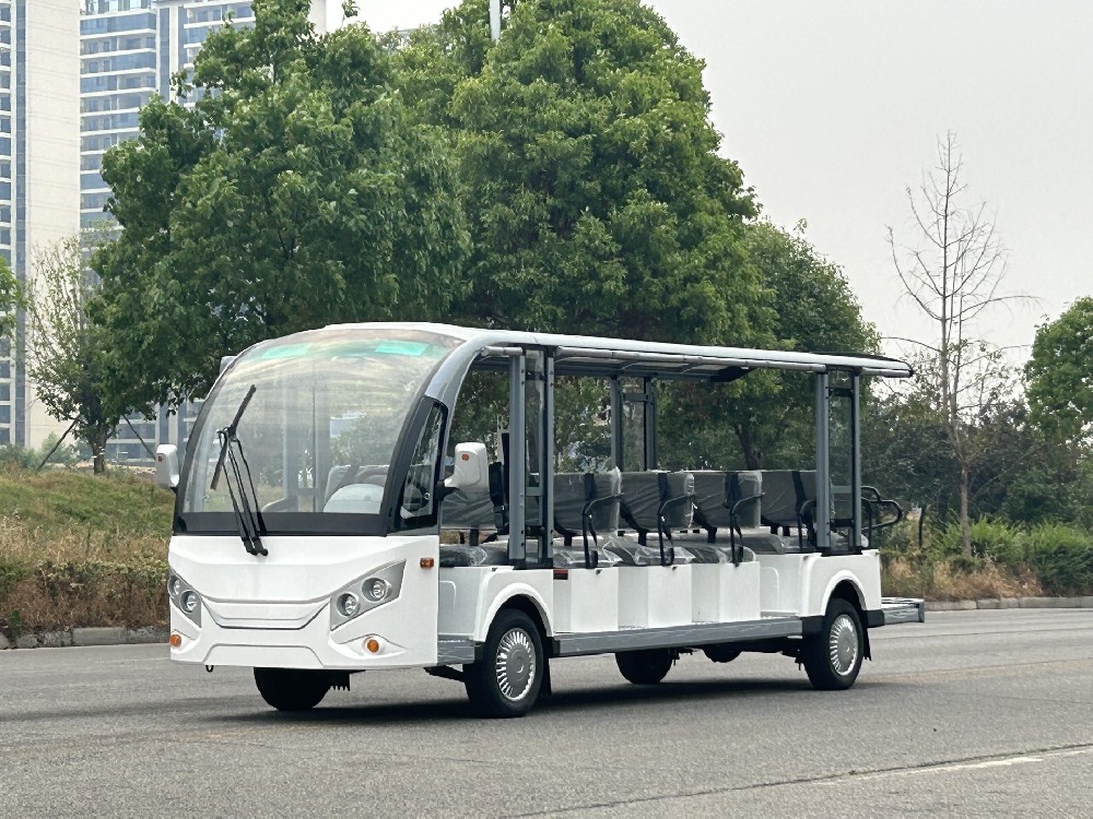 17座敞開(kāi)觀(guān)光車(chē)五前一后